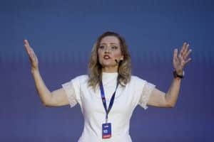 ‘Trebui să respectăm legislaţia, adică să fie alegeri la termen’