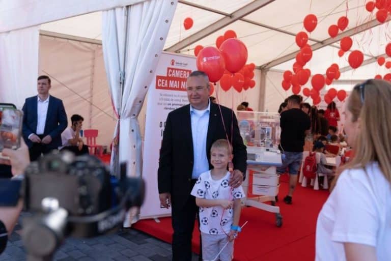 M-am bucurat mult să văd cum Senatul a devenit astăzi locul în care entuziasmul şi veselia copiilor se au