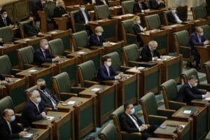 Senatul a adoptat proiectul lui Ciolacu şi Simonis pentru traseelor pedestre de interes naţional în scop recreativ