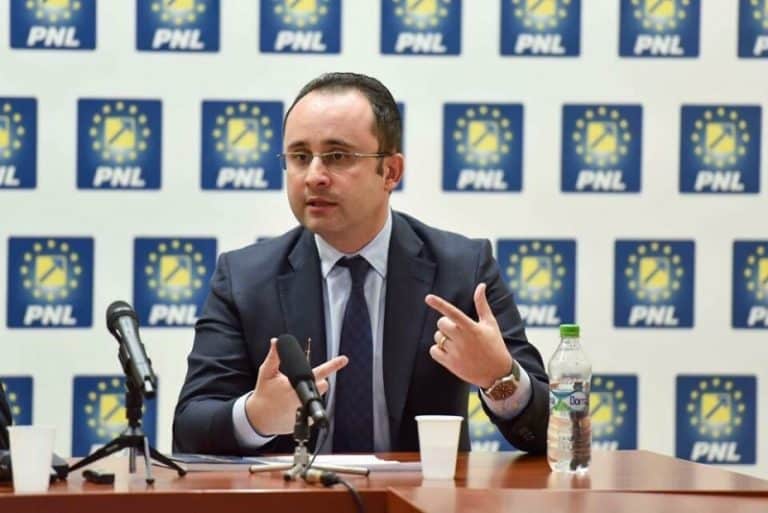 PNL îi cere lui Dominic Fritz să oprească urgent campania de sms-uri mincinoase și defăimătoare la adresa lui Nicolae Robu