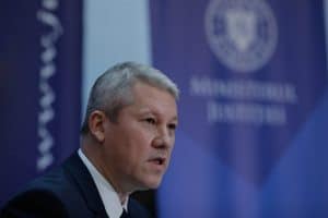 VIDEO Predoiu, mesaj către angajații MAI înaintea alegerilor: Vă rog să vă considerați, toți, în stare de alertă!