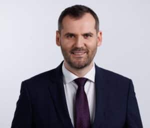 Acuză că a fost bătut de oamenii lui Robert Negoiță