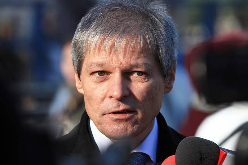 După ce a ratat Parlamentul European, Dacian Cioloș cere demisiile lui Toni Greblă și Cătălin Predoiu