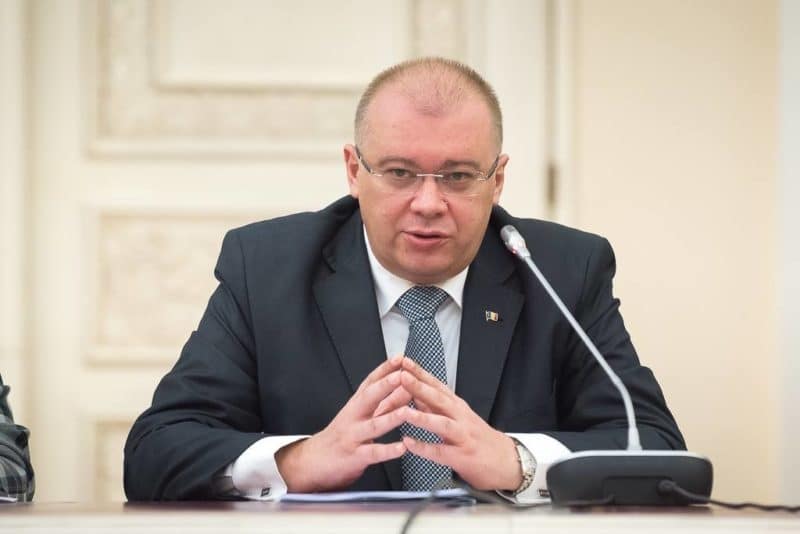 Este ca-n filmele cu proști! Am mari îndoieli asupra legalității