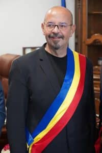 Capul sus, băieți! Ați făcut punți peste generații și ne-ați făcut mândri de voi