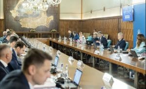 Ministrul Raluca Turcan iese la rampă în disputa cu PSD pe tema alegerilor prezidențiale