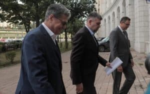 ‘Se consultă doar cu Marcel Ciolacu / Acest lucru dăunează imaginii PNL’