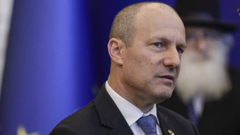 România a ajutat în culise la eliberarea ostaticilor