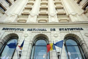 Klaus Iohannis a decorat Institutul Național de Statistică, cu ocazia împlinirii a 165 de ani de existență