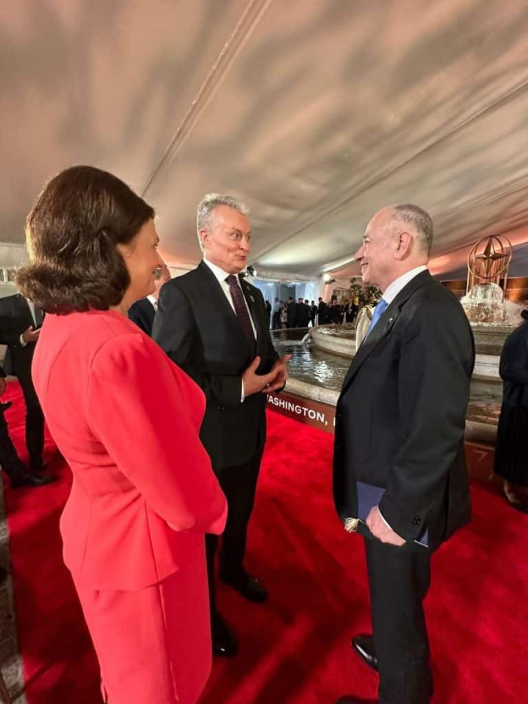 Mircea Geoană subliniază importanța președinților independenți în contextul NATO